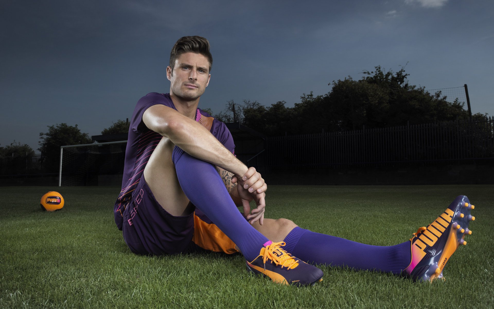 开云网页版-阿拉巴防守端锁死对手，哥斯达黎加对阵乌克兰比赛中的防守大师课