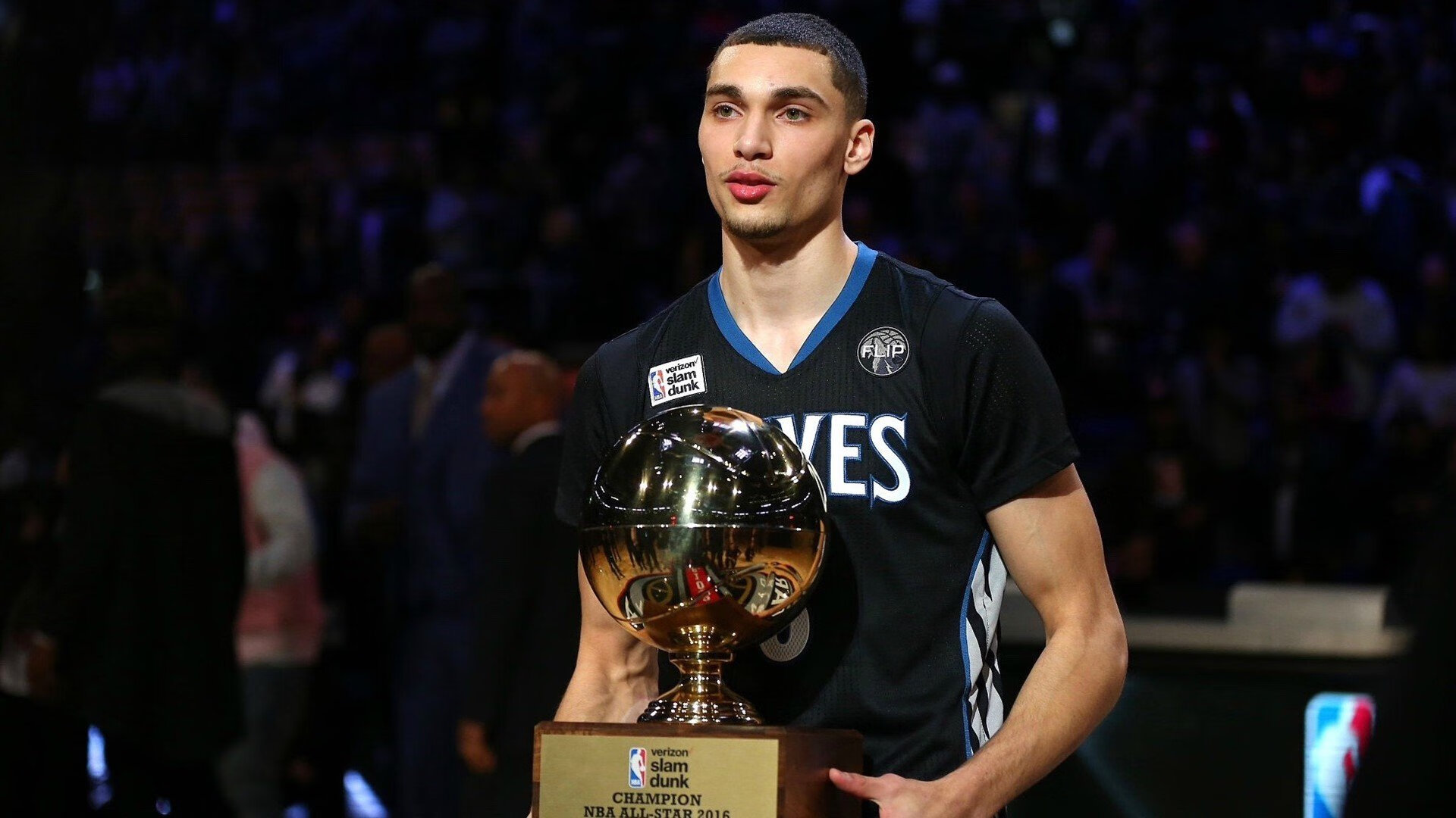 字母哥用全场高能输出重新定义MVP！雷霆VS老鹰，一场属于巨星的战役